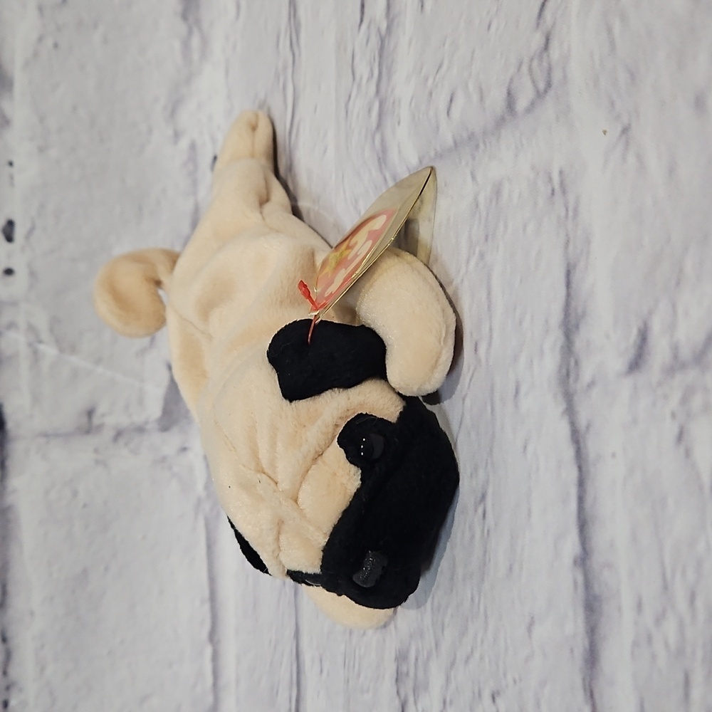 Ty beanie baby Pugsly the pug